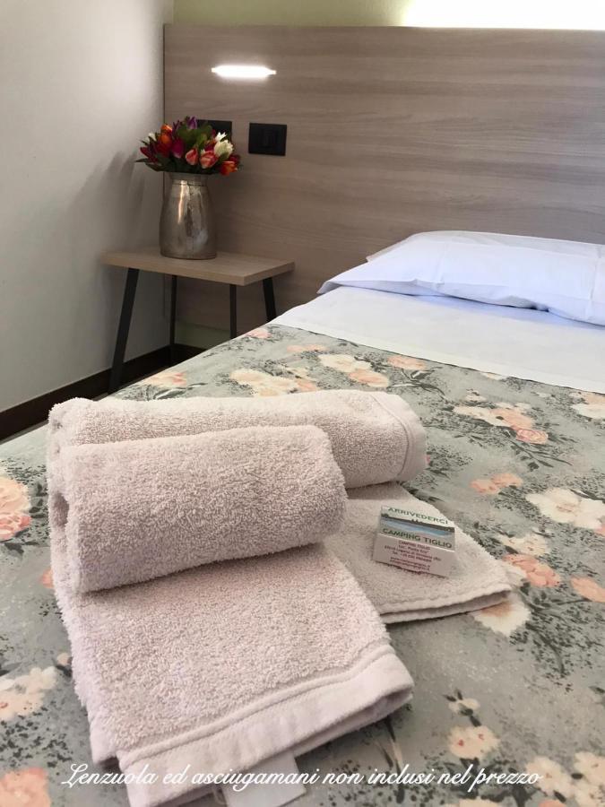 Ohana Apartments Camping Tiglio Sirmione Ngoại thất bức ảnh