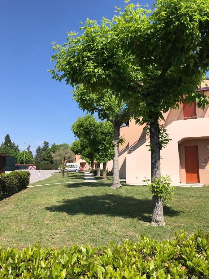 Ohana Apartments Camping Tiglio Sirmione Ngoại thất bức ảnh